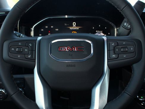 New 2026 GMC Sierra 1500 Elevation image 23