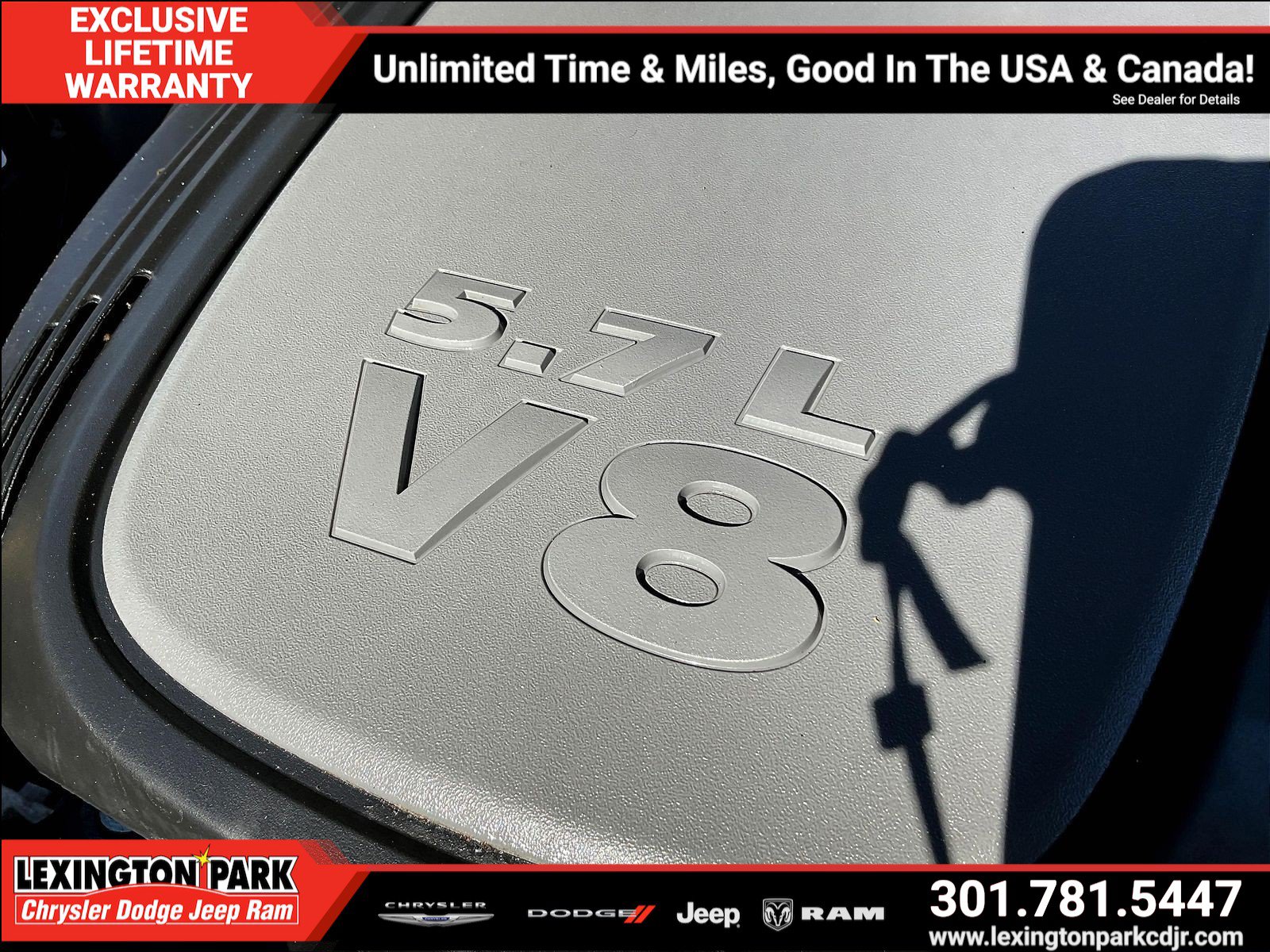 Used 2023 Dodge Durango R/T w/ Tow 'N Go Package AWD/4WD image 31