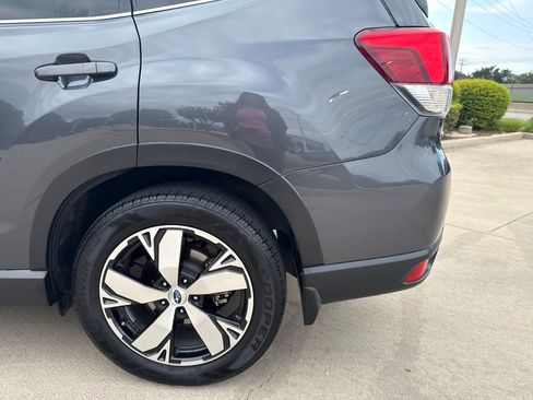 Used 2020 Subaru Forester Touring AWD/4WD image 5