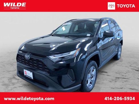 Certified 2025 Toyota RAV4 LE AWD/4WD image 1