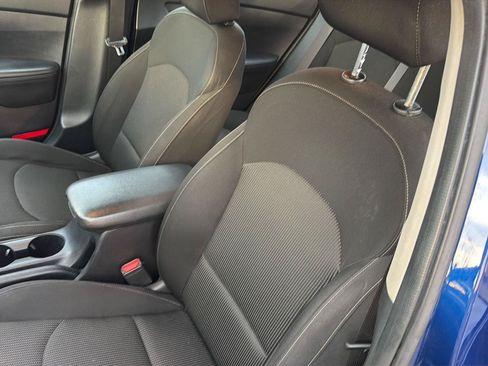 Used 2021 Kia Forte LXS FWD image 27