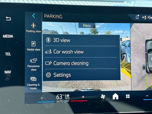 New 2026 BMW X2 xDrive28i w/ Technology Package AWD/4WD image 21