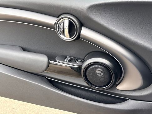 Used 2023 MINI Cooper SE image 28