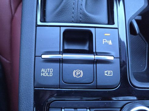 Used 2025 Kia K5 GT-Line w/ GT-Line Premium Package image 35