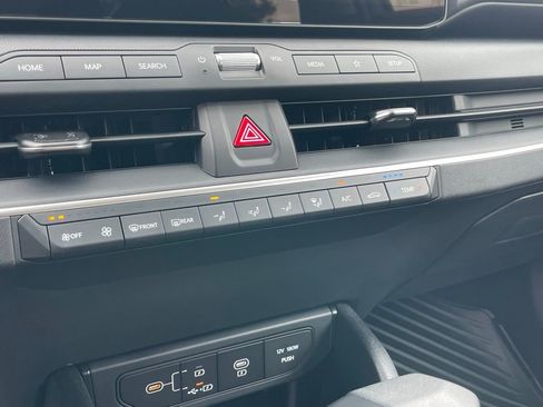 New 2026 Kia K4 FWD image 17