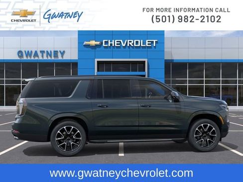 New 2026 Chevrolet Suburban RST AWD/4WD image 5