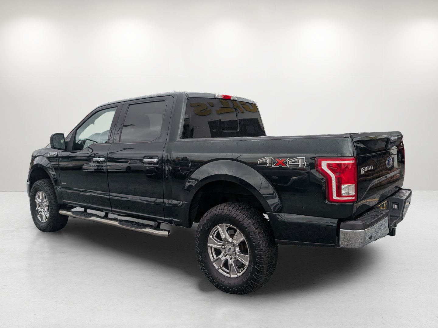 Used 2016 Ford F150 XLT w/ Equipment Group 302A Luxury AWD/4WD image 7