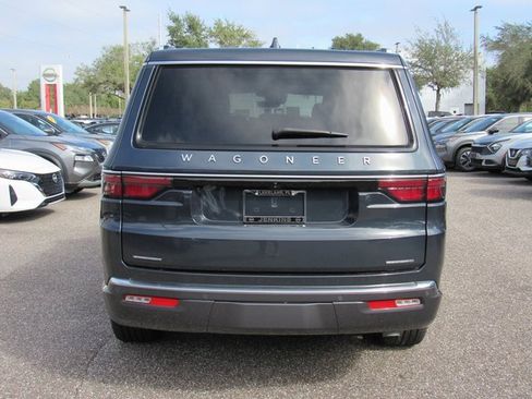 Used 2022 Jeep Wagoneer Series I image 4