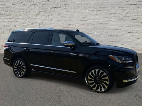 Used 2023 Lincoln Navigator Black Label image 7