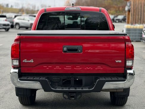 Certified 2023 Toyota Tacoma SR5 image 4