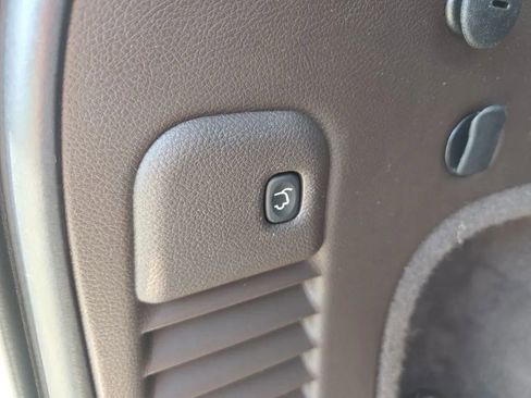 Used 2018 Jeep Grand Cherokee Overland image 55