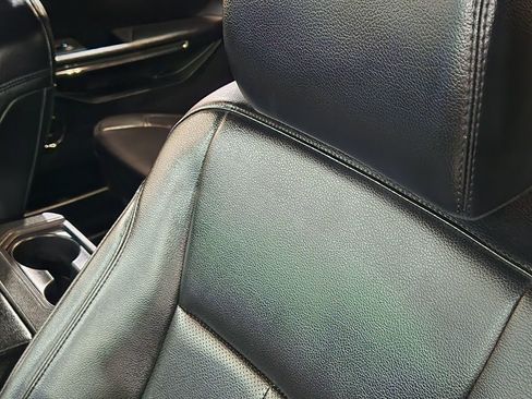 Used 2021 Ford Expedition Max XLT image 35