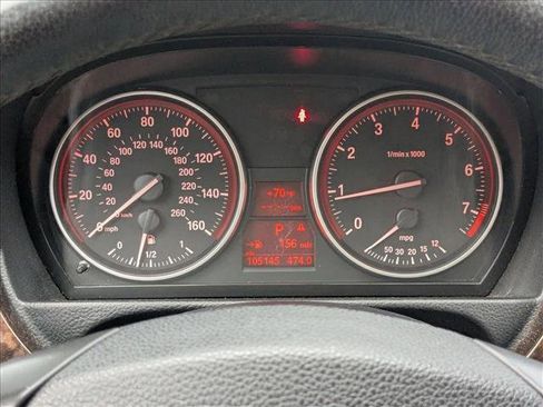 Used 2011 BMW 328i Sedan RWD image 3