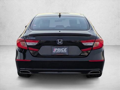 Used 2022 Honda Accord Sport image 7