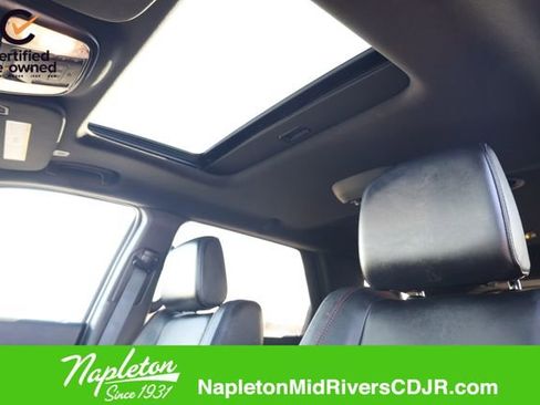 Certified 2025 Dodge Durango GT image 21