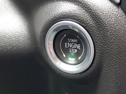 Used 2020 GMC Sierra 1500 Elevation w/ Elevation Value Package AWD/4WD image 15