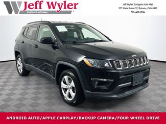 Used 2017 Jeep Compass Latitude w/ Popular Equipment Group image 1