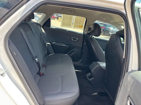 Used 2025 Kia K4 FWD image 24