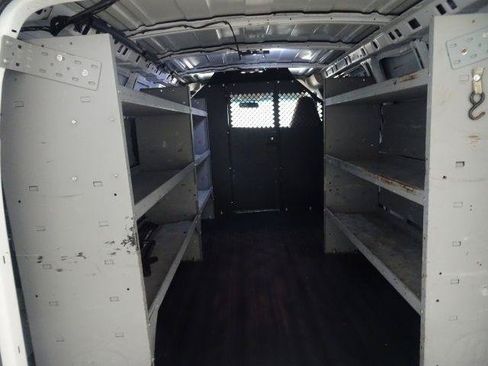 Used 2021 Chevrolet Express 2500 w/ Driver Convenience Package RWD image 14
