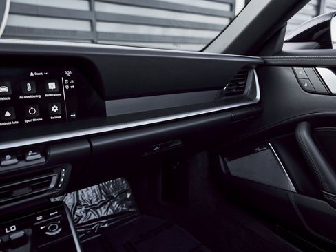 Used 2022 Porsche 911 Turbo S image 76