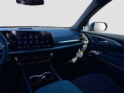 New 2026 Chevrolet Traverse LT w/ LPO, Floor Liner Package image 26