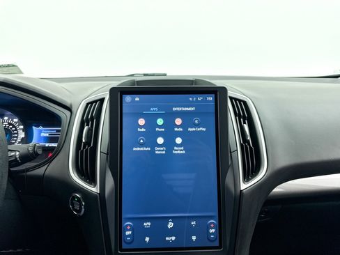 Used 2023 Ford Edge SE w/ Black Appearance Package image 23