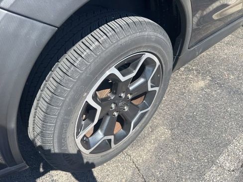 Used 2014 Subaru Crosstrek 2.0i Premium image 6