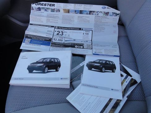 Used 2013 Subaru Forester 2.5X Premium w/ All-Weather Plus Pkg AWD/4WD image 20