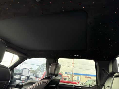 Used 2020 Ford F250 Platinum w/ FX4 Off-Road Package image 24