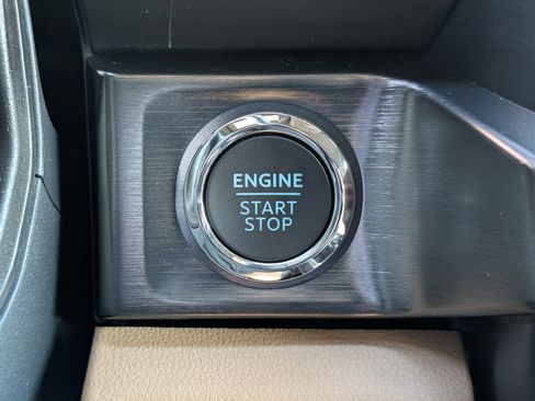 New 2026 Ford F250 Lariat w/ Lariat Premium Package image 21