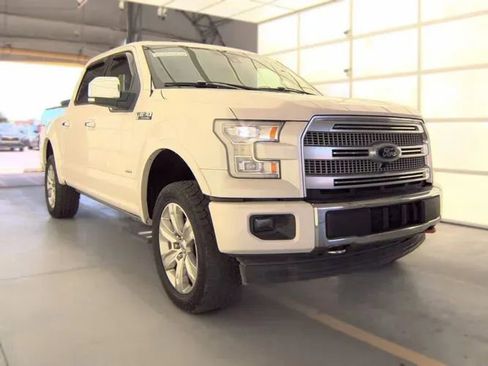 Used 2017 Ford F150 Platinum w/ Equipment Group 701A Luxury AWD/4WD image 2
