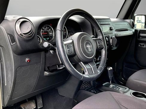 Used 2015 Jeep Wrangler Unlimited Sport w/ Quick Order Package 24S image 17