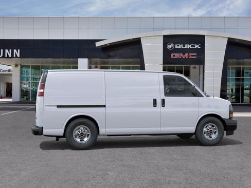 New 2026 GMC Savana 2500 w/ Driver Convenience Package RWD image 5