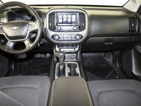 Used 2018 Chevrolet Colorado LT w/ LT Convenience Package image 10