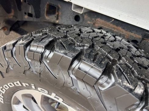 Certified 2020 Ford F150 XLT w/ Equipment Group 302A Luxury image 25