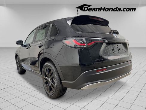 New 2027 Honda HR-V Sport image 3