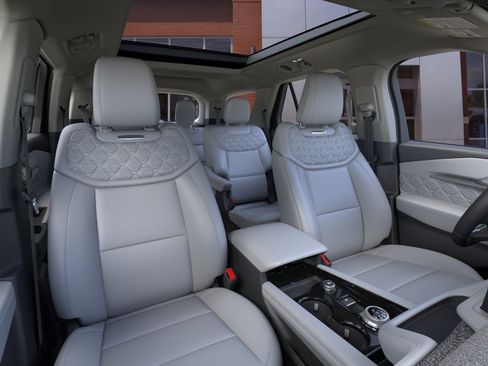 New 2026 Ford Explorer Platinum w/ LUX Leather Package AWD/4WD image 10