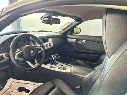 Used 2011 BMW Z4 sDrive35i RWD image 24