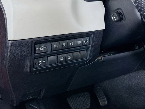 Used 2023 Toyota Tundra Capstone image 10