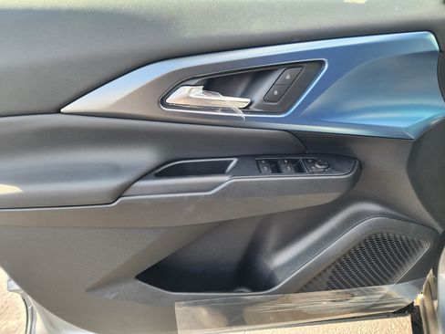 New 2026 Chevrolet Equinox EV LT image 23