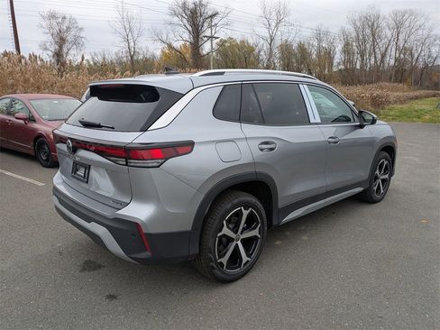 New 2026 Volkswagen Tiguan SE image 3