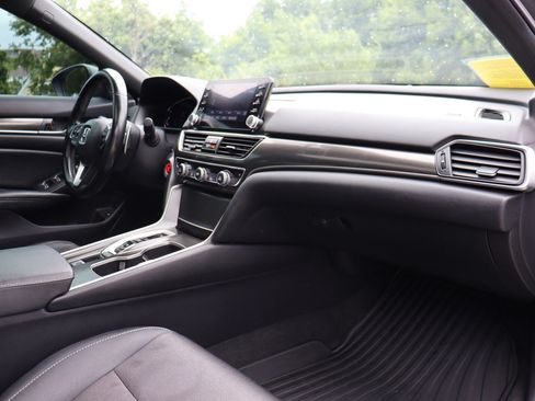 Used 2019 Honda Accord Sport image 21