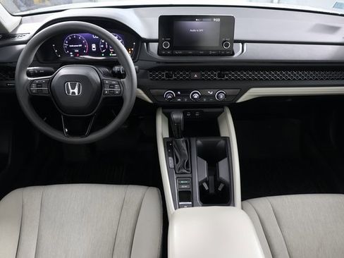Used 2023 Honda Accord LX image 2