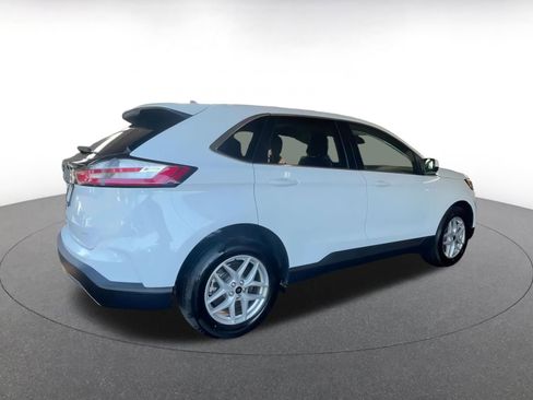 Used 2024 Ford Edge SEL image 12