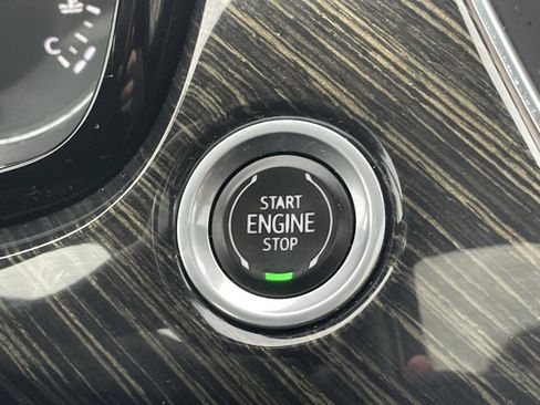 Used 2020 Cadillac XT6 Premium Luxury image 42