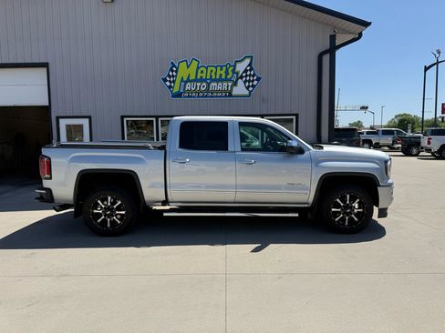 Used 2018 GMC Sierra 1500 Denali AWD/4WD image 7