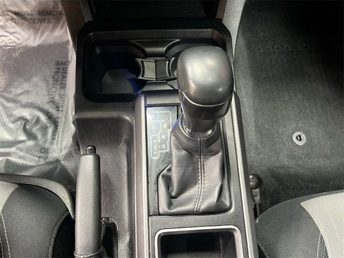 Used 2023 Toyota Tacoma TRD Off-Road image 16