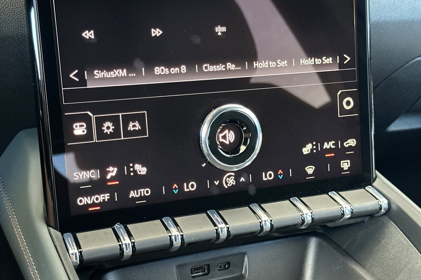 New 2026 GMC Terrain AT4 w/ Technology Package II AWD/4WD image 22