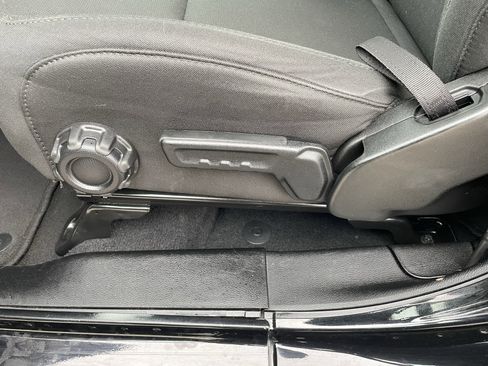 Used 2023 Jeep Gladiator Sport image 14