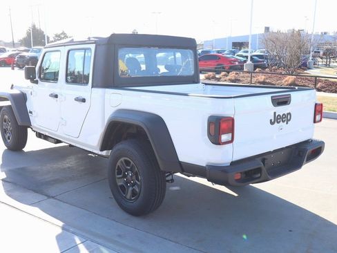 New 2026 Jeep Gladiator Sport AWD/4WD image 21